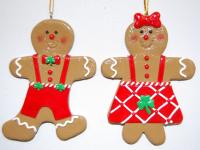 IRISH GINGERBREAD COUPLE ORNAMENT